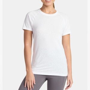 NWT - Seamless Tee with Short Sleeves.